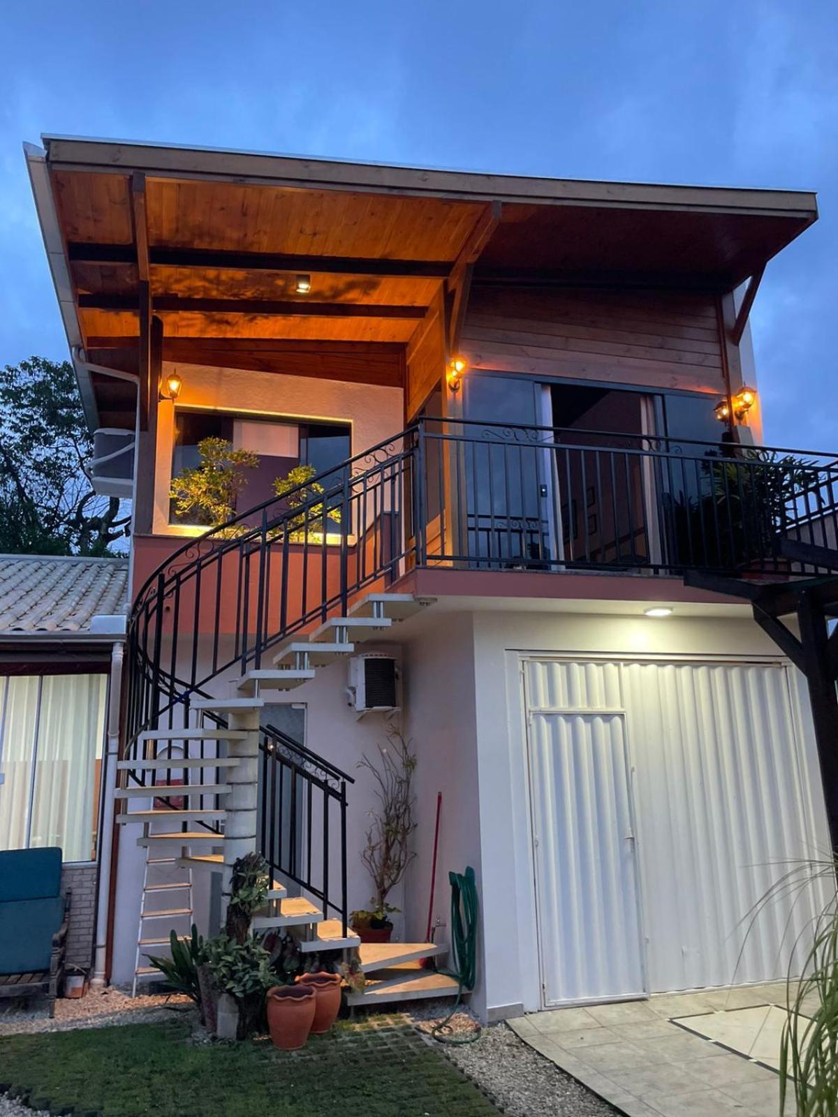 Guest house Casa Mariscal Bombinhas
